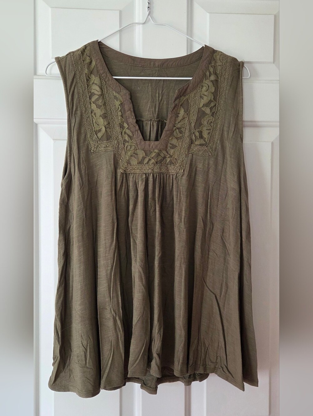 Knox Rose Olive Green Loose Tank With Lace Detail